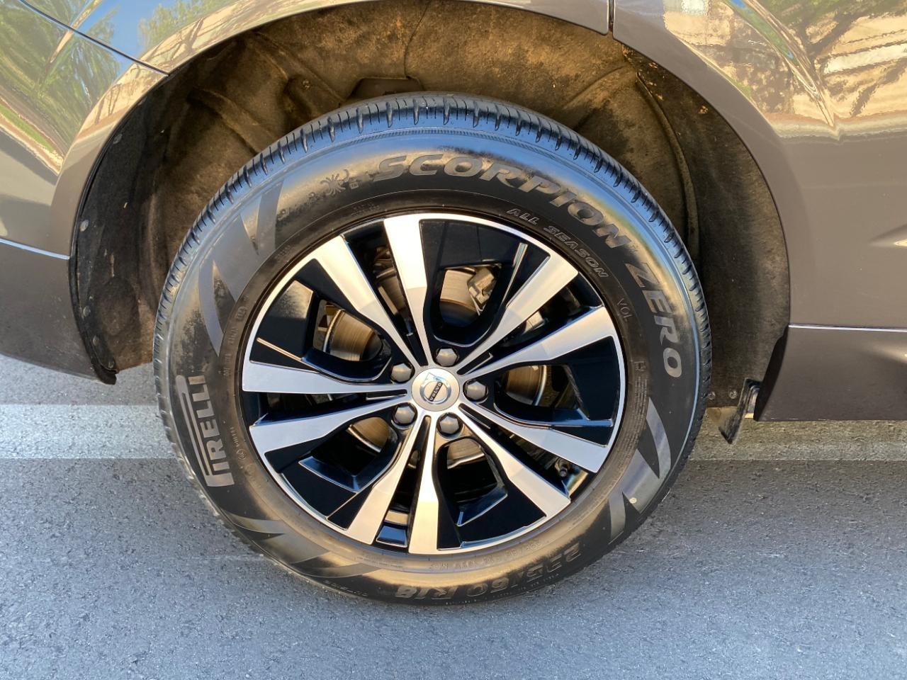 Volvo XC60 B5 Core AWD 2024