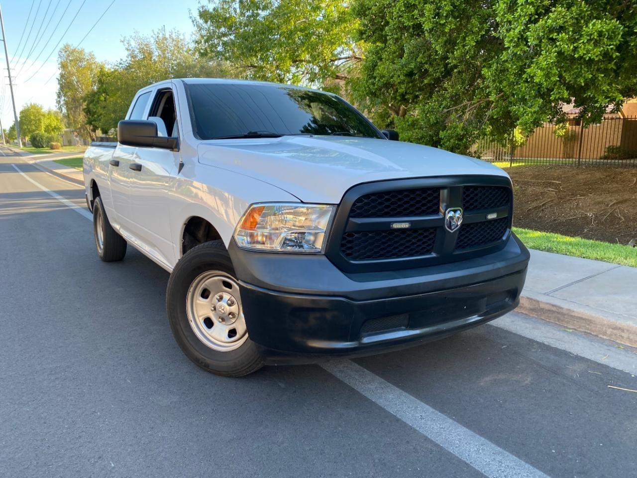 RAM 1500 Classic Tradesman Quad Cab 4WD 2022