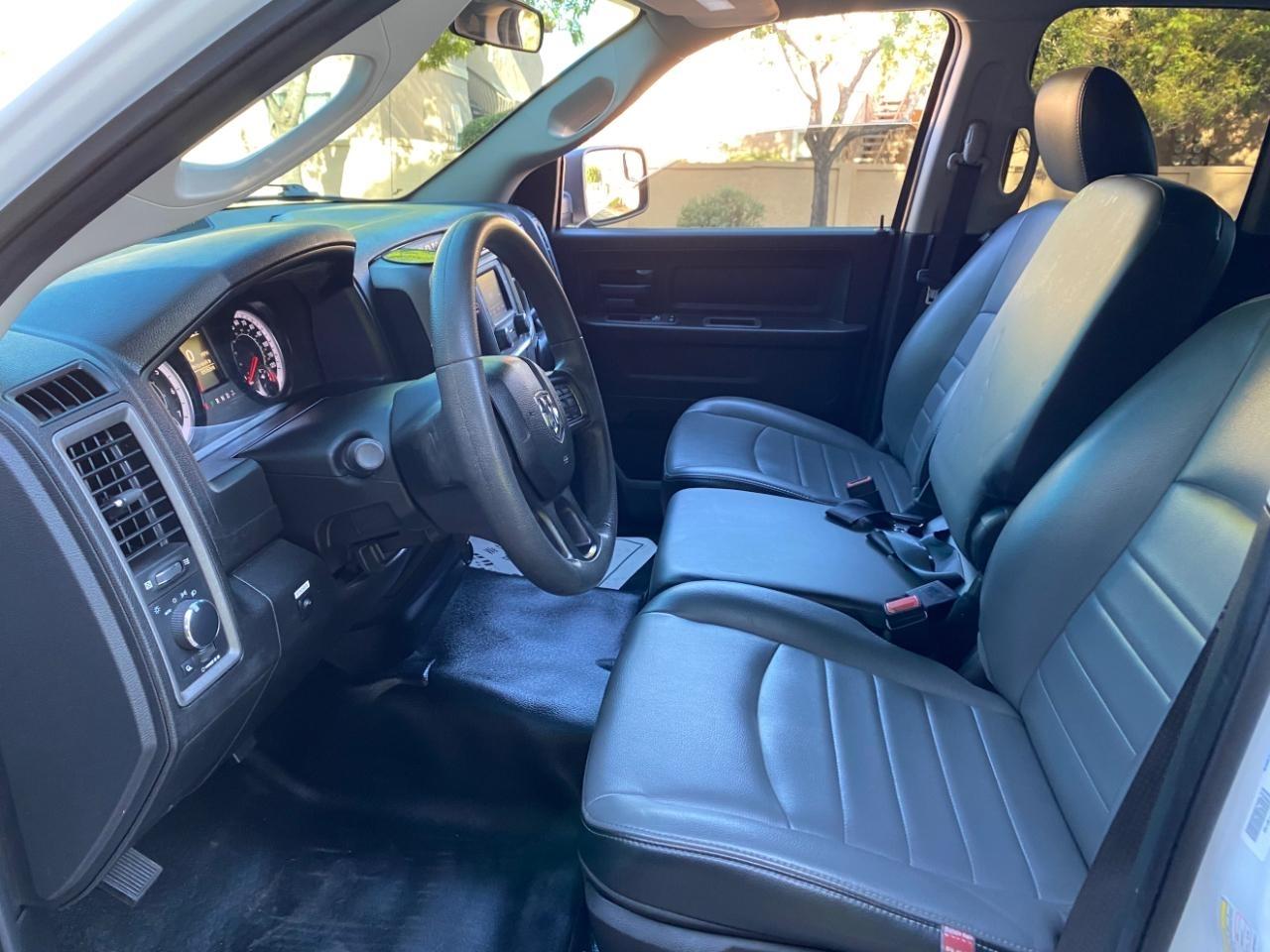 RAM 1500 Classic Tradesman Quad Cab 4WD 2022