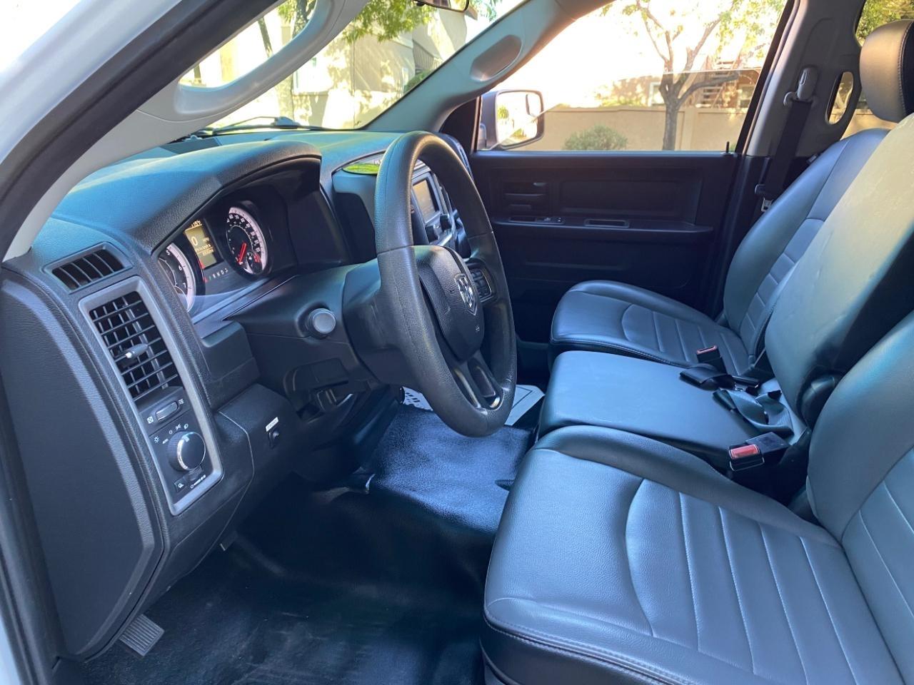RAM 1500 Classic Tradesman Quad Cab 4WD 2022