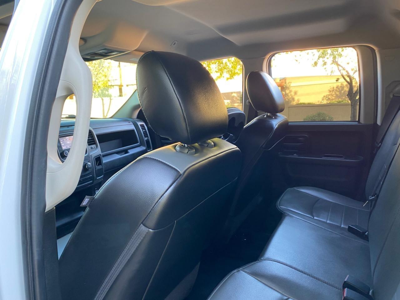 RAM 1500 Classic Tradesman Quad Cab 4WD 2022