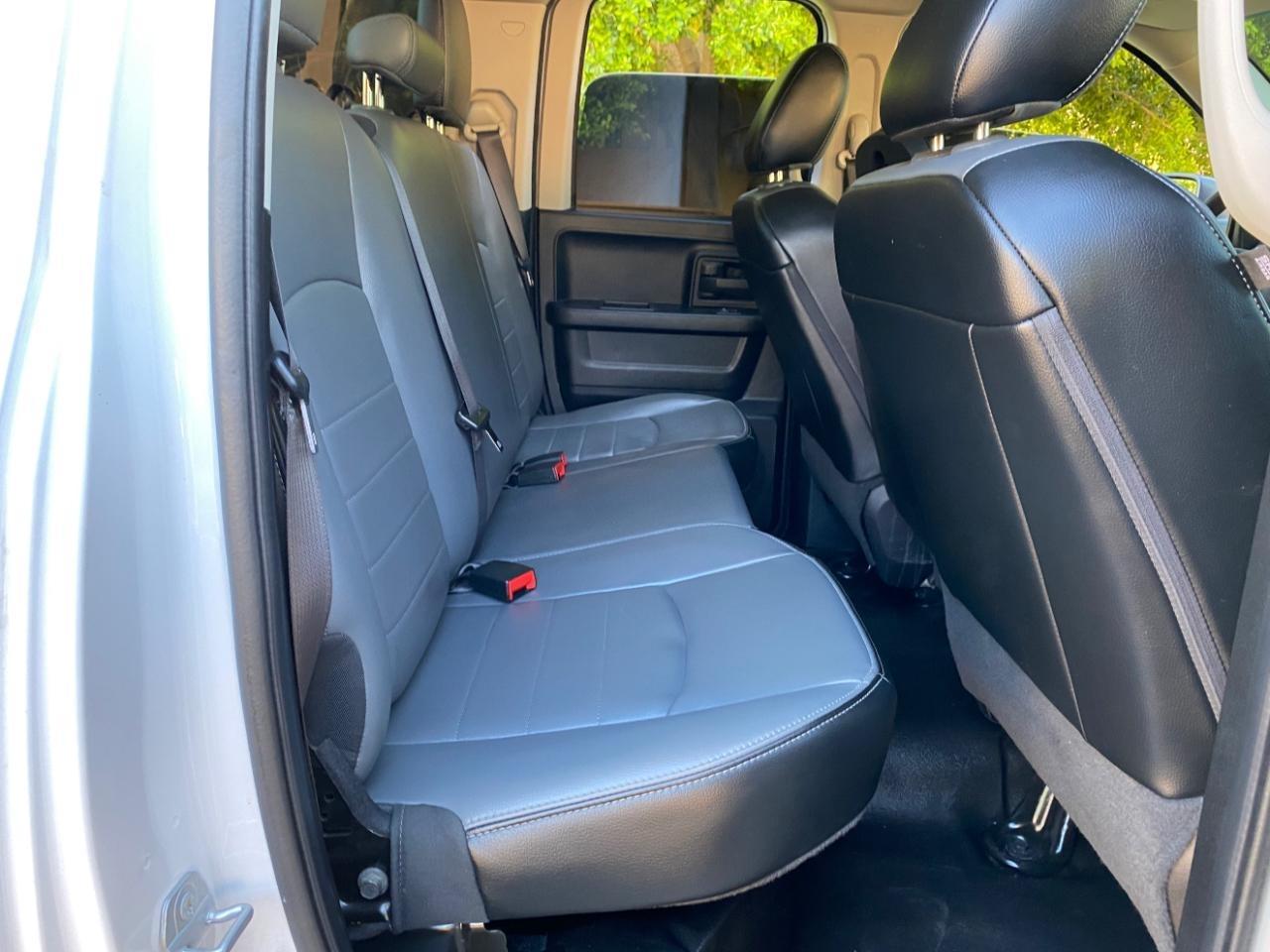 RAM 1500 Classic Tradesman Quad Cab 4WD 2022