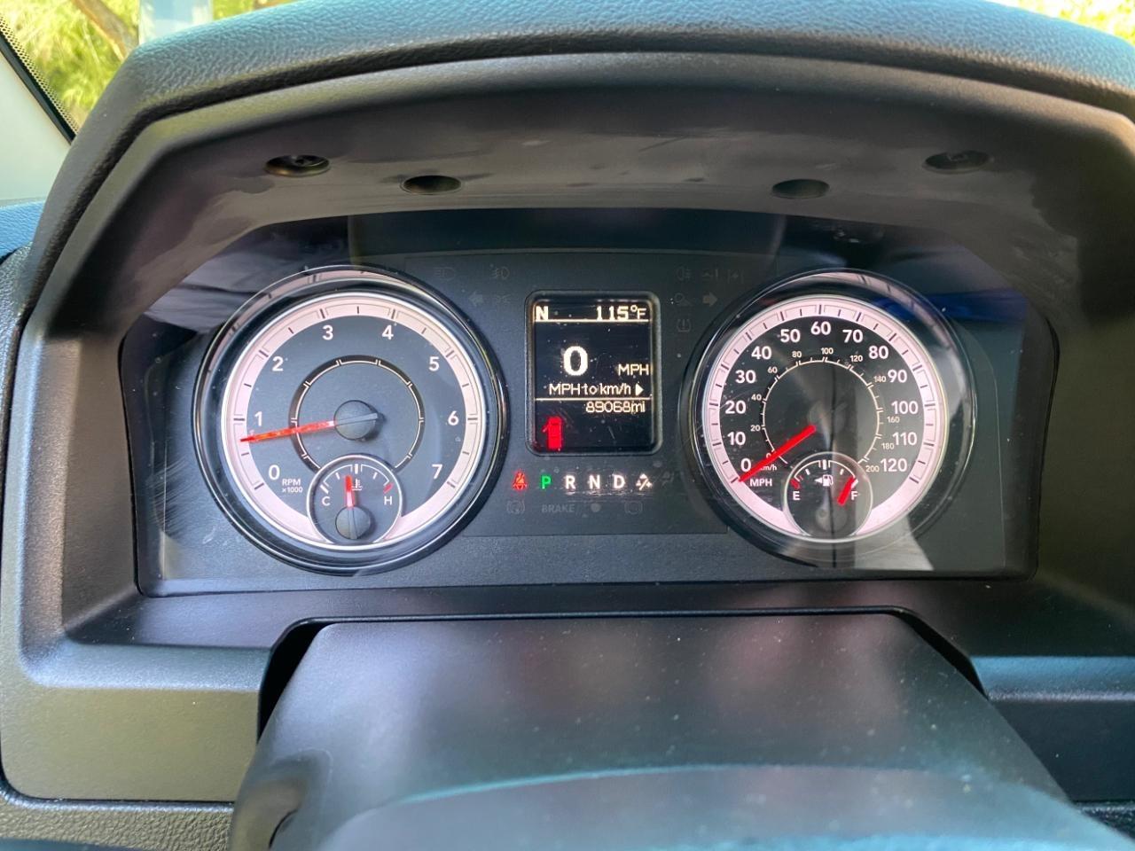 RAM 1500 Classic Tradesman Quad Cab 4WD 2022