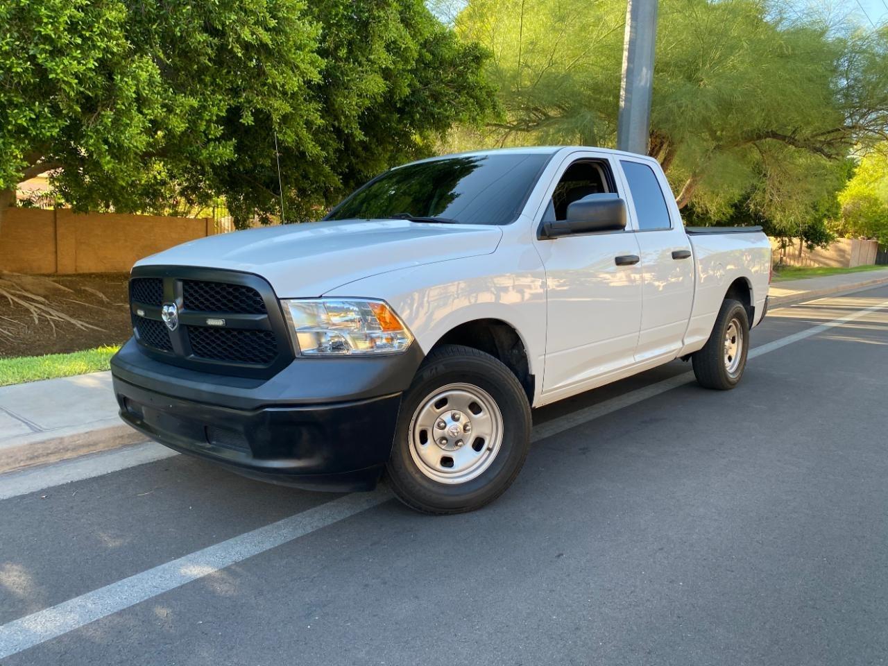 RAM 1500 Classic Tradesman Quad Cab 4WD 2022