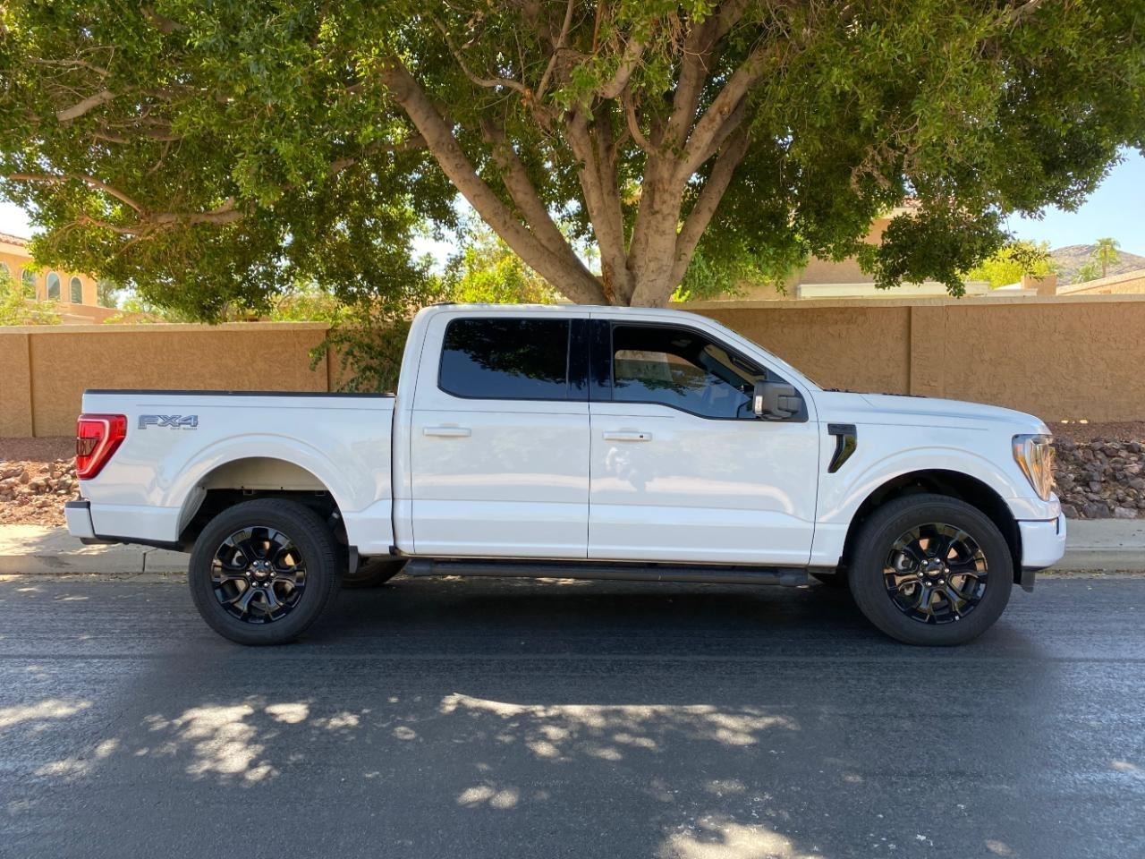 Ford F-150 XLT SuperCrew 5.5-ft. Bed 4WD 2023