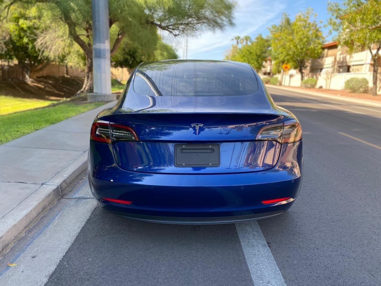 Tesla Model 3 Standard Range Plus 2020