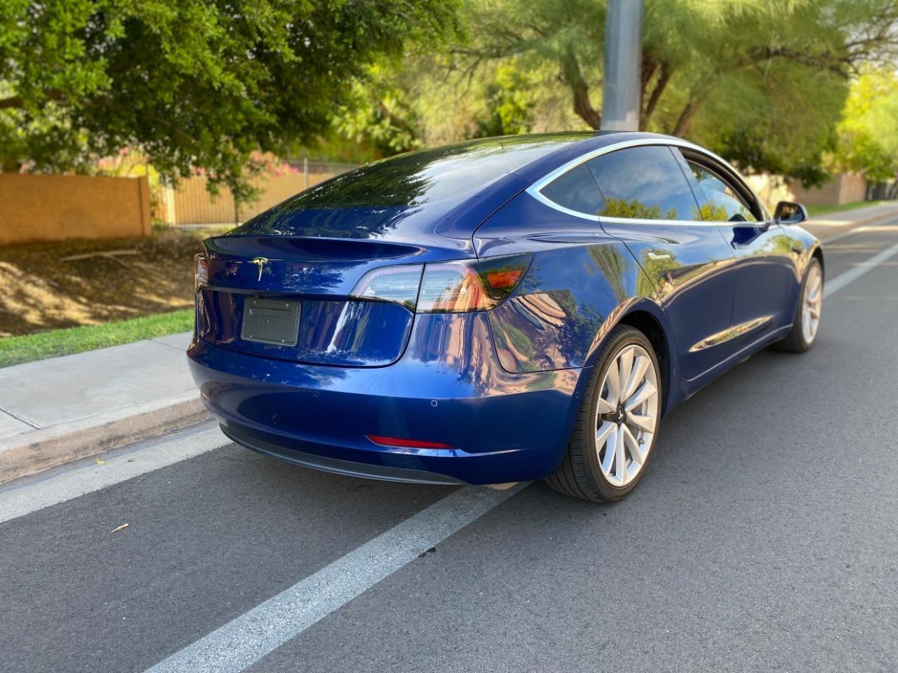 Tesla Model 3 Standard Range Plus 2020