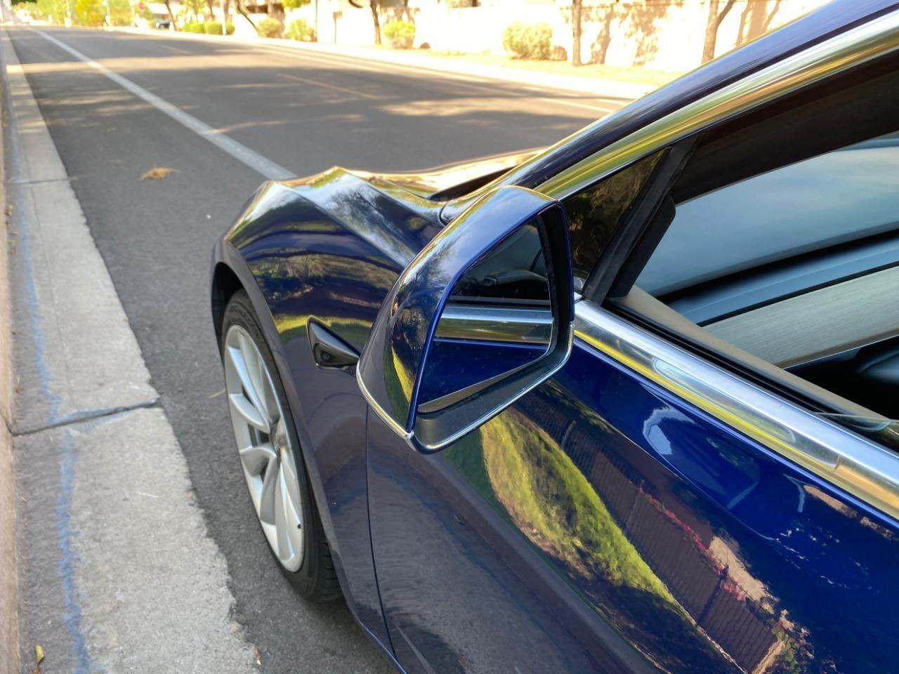 Tesla Model 3 Standard Range Plus 2020