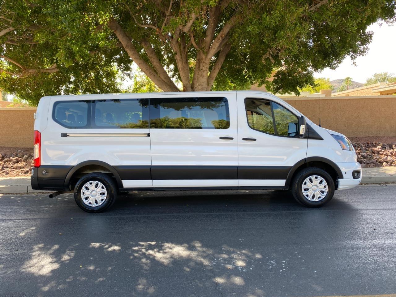 Ford Transit 350 Wagon Low Roof XLT w/Sliding Pass. 148-in. WB 2024