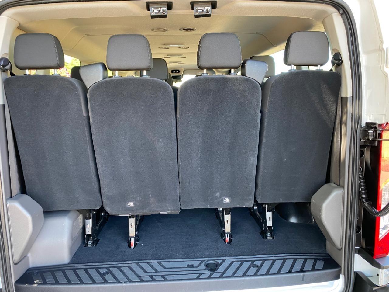 Ford Transit 350 Wagon Low Roof XLT w/Sliding Pass. 148-in. WB 2024