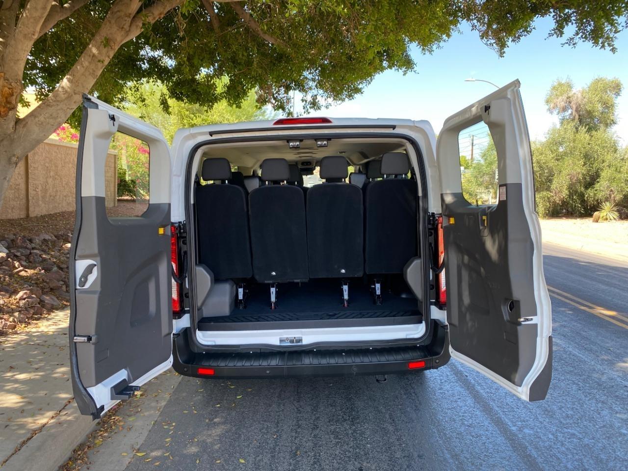 Ford Transit 350 Wagon Low Roof XLT w/Sliding Pass. 148-in. WB 2024