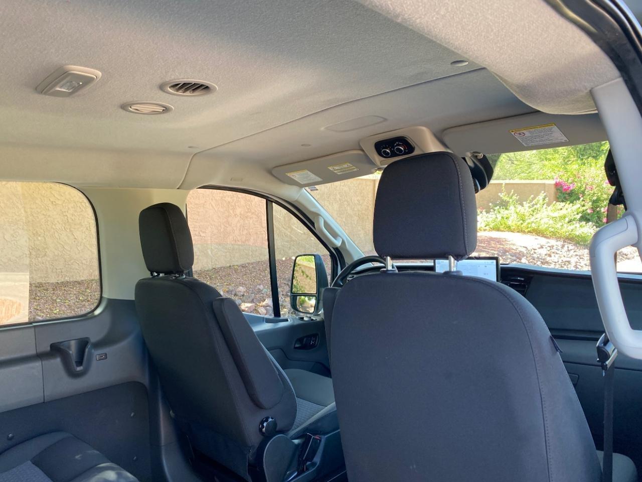 Ford Transit 350 Wagon Low Roof XLT w/Sliding Pass. 148-in. WB 2024