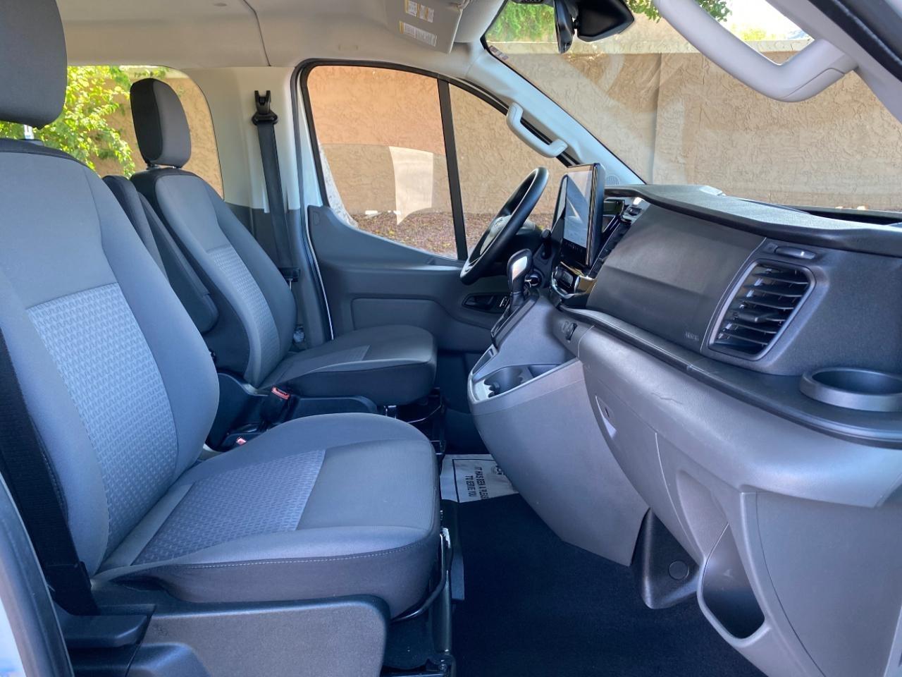 Ford Transit 350 Wagon Low Roof XLT w/Sliding Pass. 148-in. WB 2024