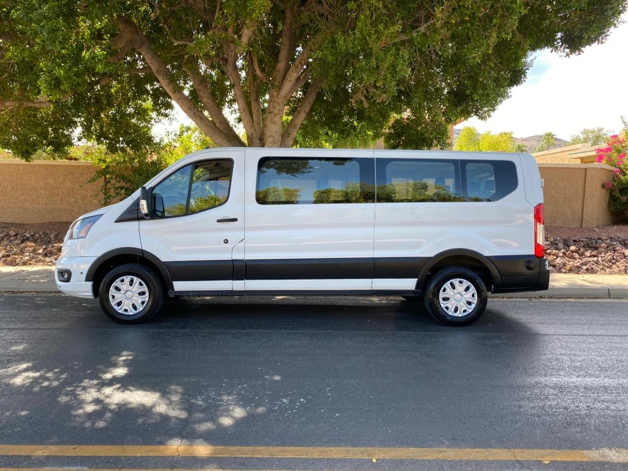 Ford Transit 350 Wagon Low Roof XLT w/Sliding Pass. 148-in. WB 2024