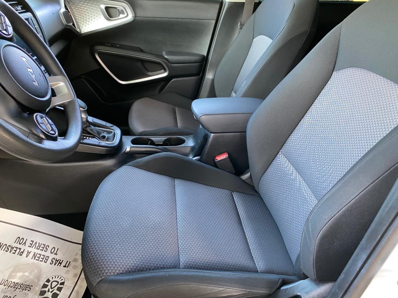 Kia Soul LX 2025