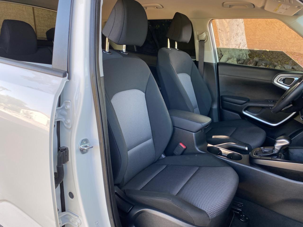 Kia Soul LX 2025
