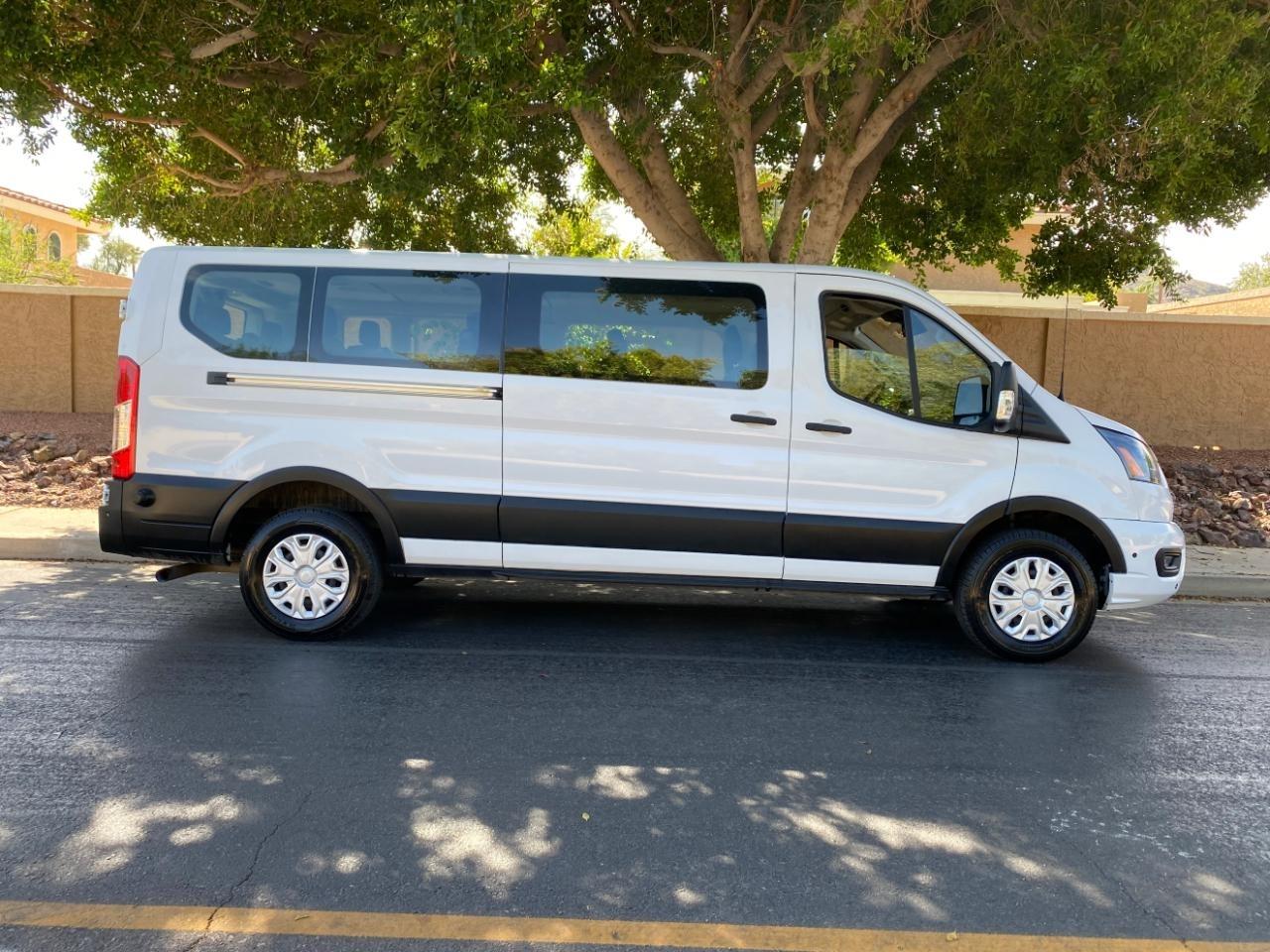 Ford Transit 350 Wagon Low Roof XLT w/Sliding Pass. 148-in. WB 2024