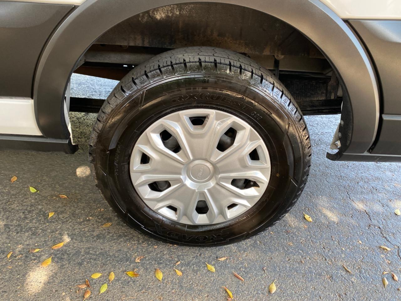 Ford Transit 350 Wagon Low Roof XLT w/Sliding Pass. 148-in. WB 2024