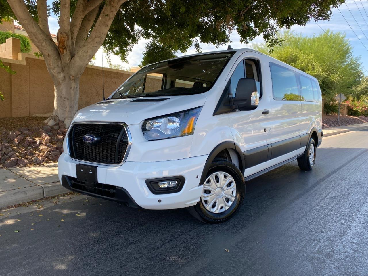 Ford Transit 350 Wagon Low Roof XLT w/Sliding Pass. 148-in. WB 2024
