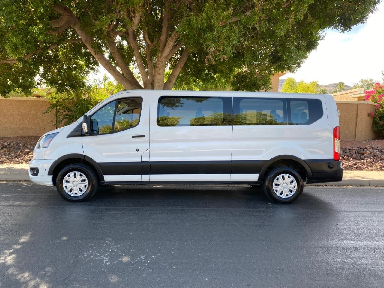 Ford Transit 350 Wagon Low Roof XLT w/Sliding Pass. 148-in. WB 2024