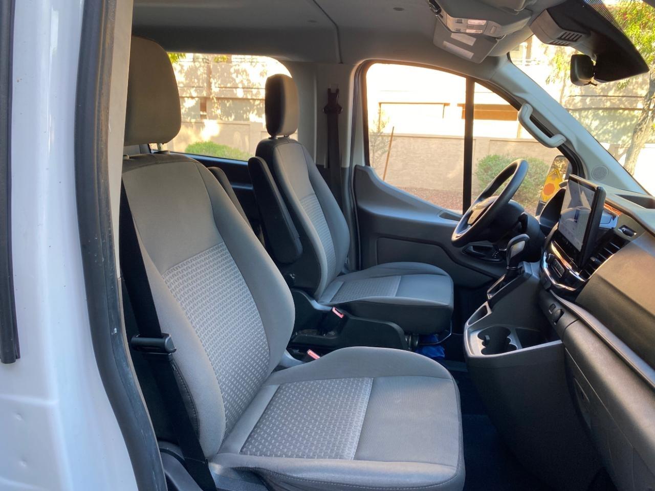 Ford Transit 350 Wagon Low Roof XLT w/Sliding Pass. 148-in. WB 2024