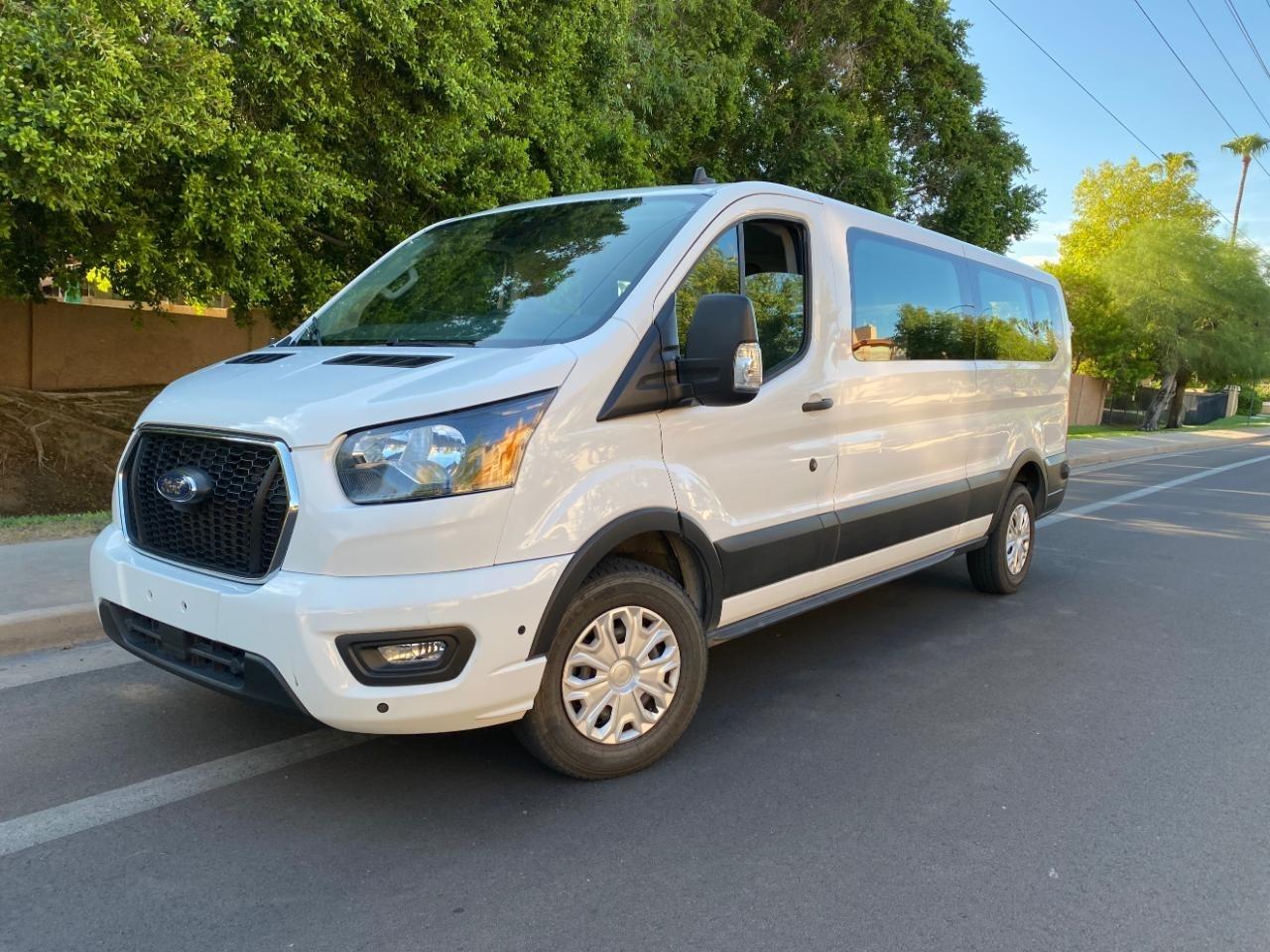 Ford Transit 350 Wagon Low Roof XLT w/Sliding Pass. 148-in. WB 2024