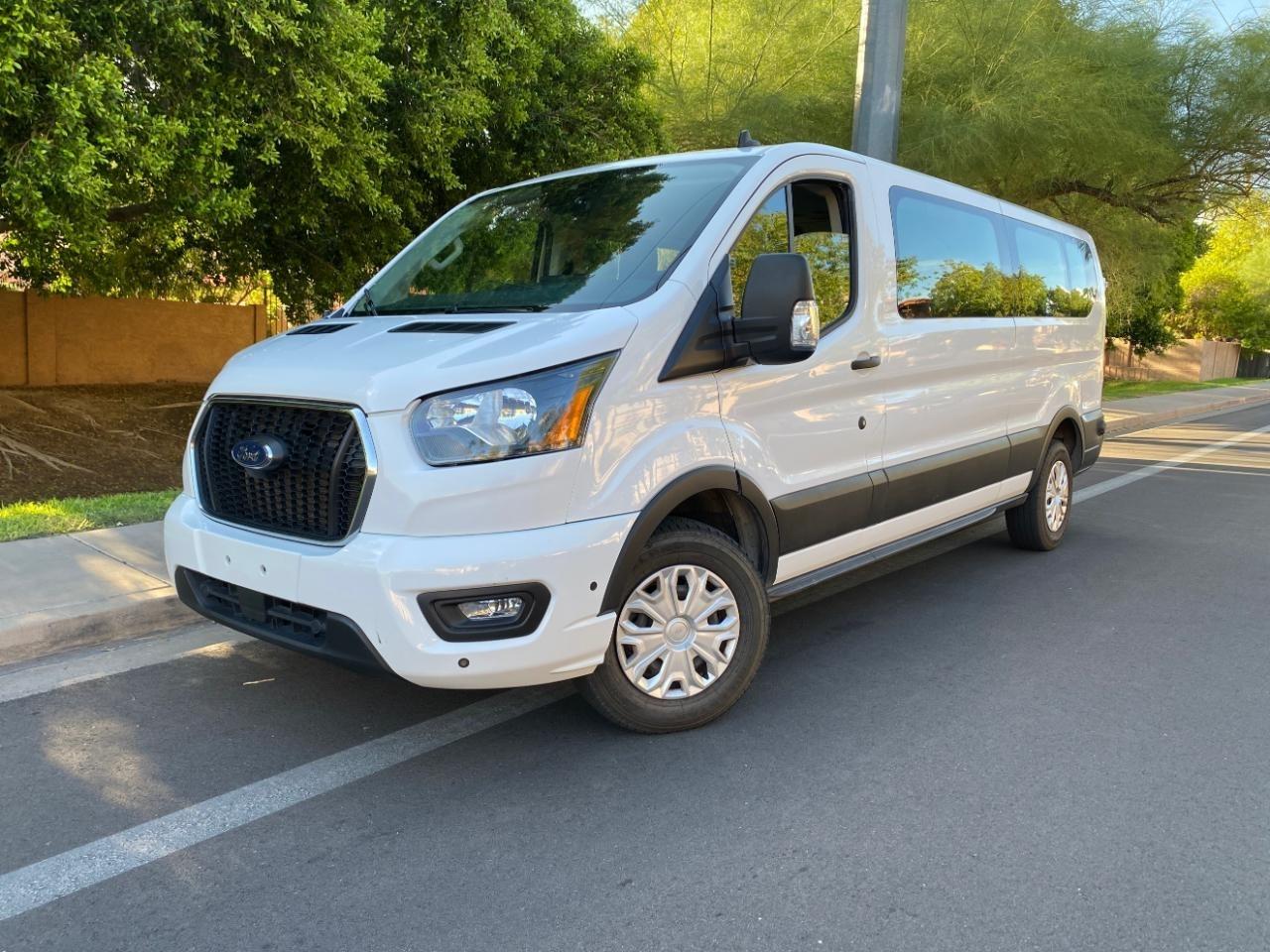Ford Transit 350 Wagon Low Roof XLT w/Sliding Pass. 148-in. WB 2024