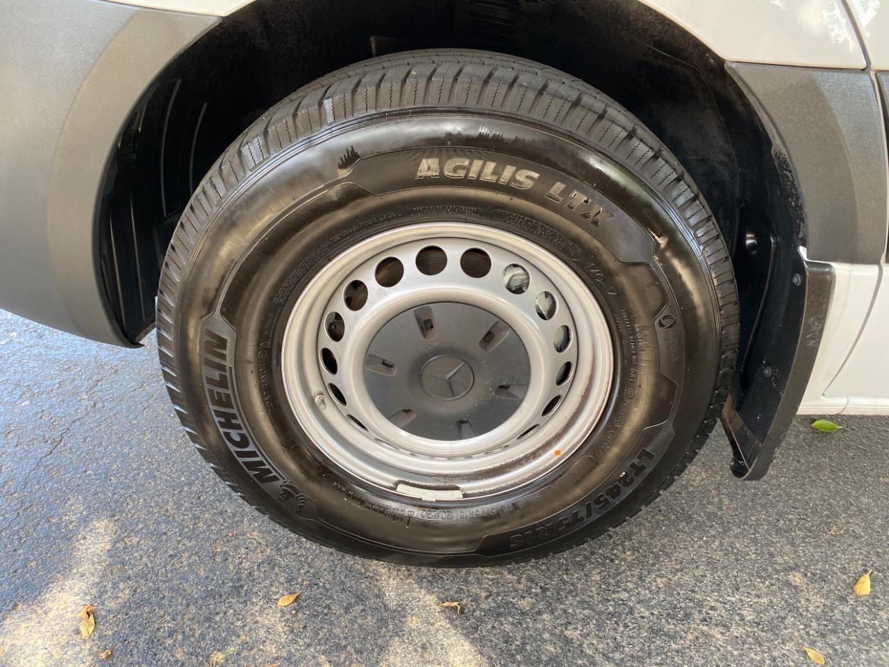 Mercedes-Benz Sprinter 2500 2025
