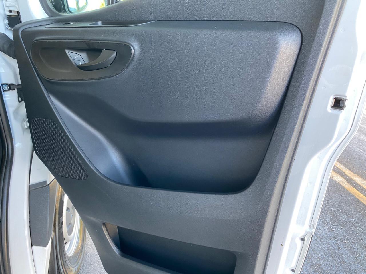 Mercedes-Benz Sprinter 2500 2025