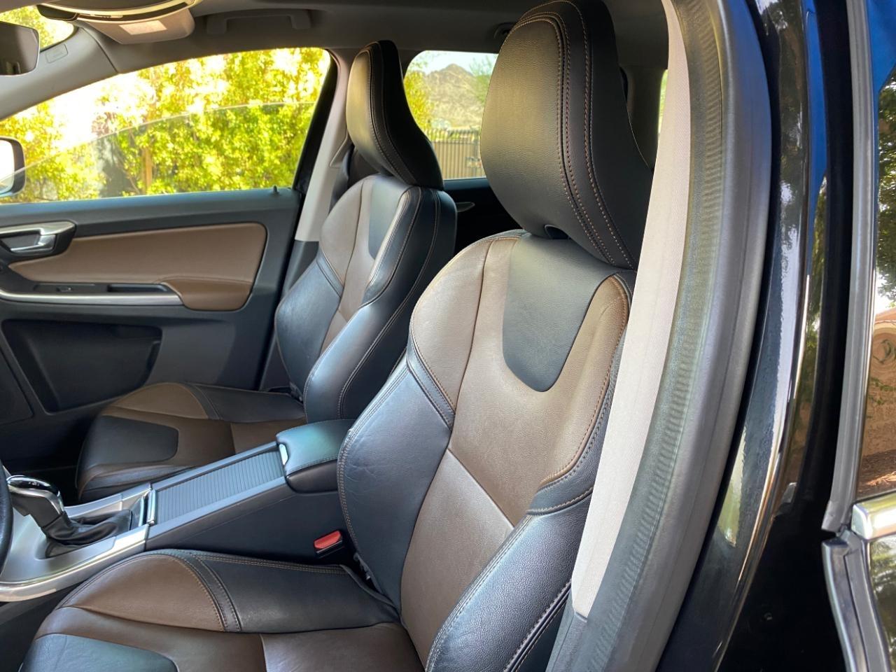 Volvo XC60 T5 Dynamic 2017