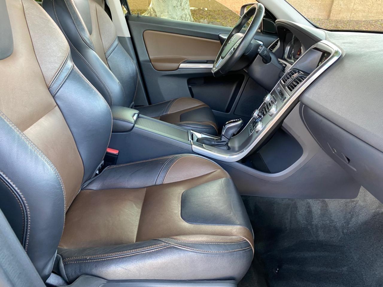 Volvo XC60 T5 Dynamic 2017