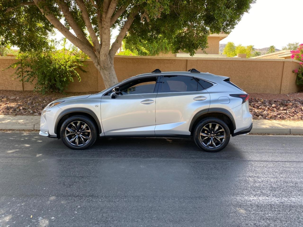 Lexus NX 200t FWD 2017