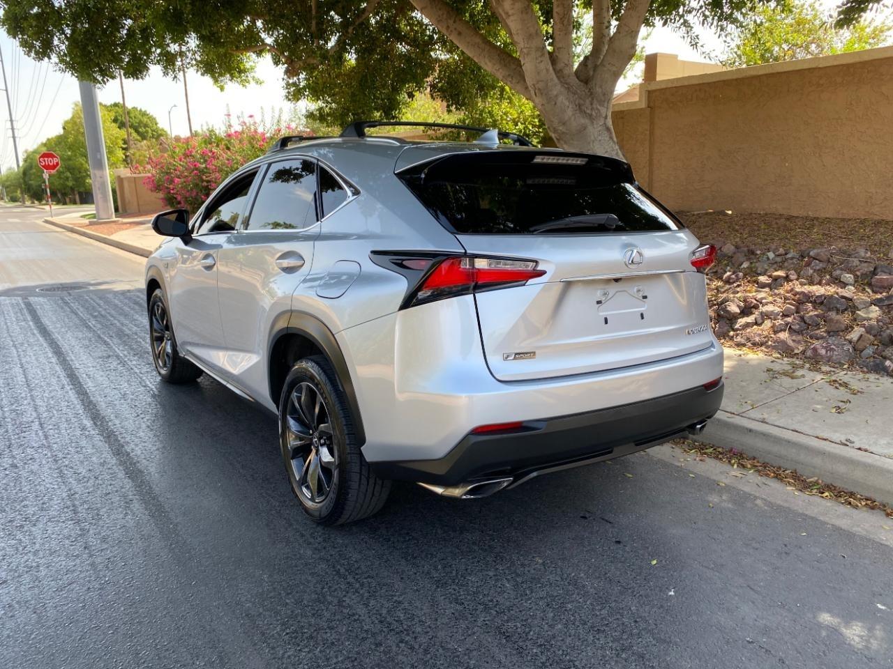 Lexus NX 200t FWD 2017