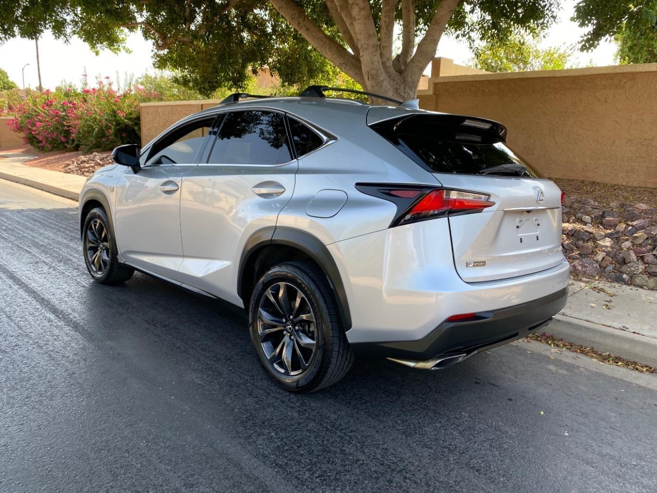 Lexus NX 200t FWD 2017