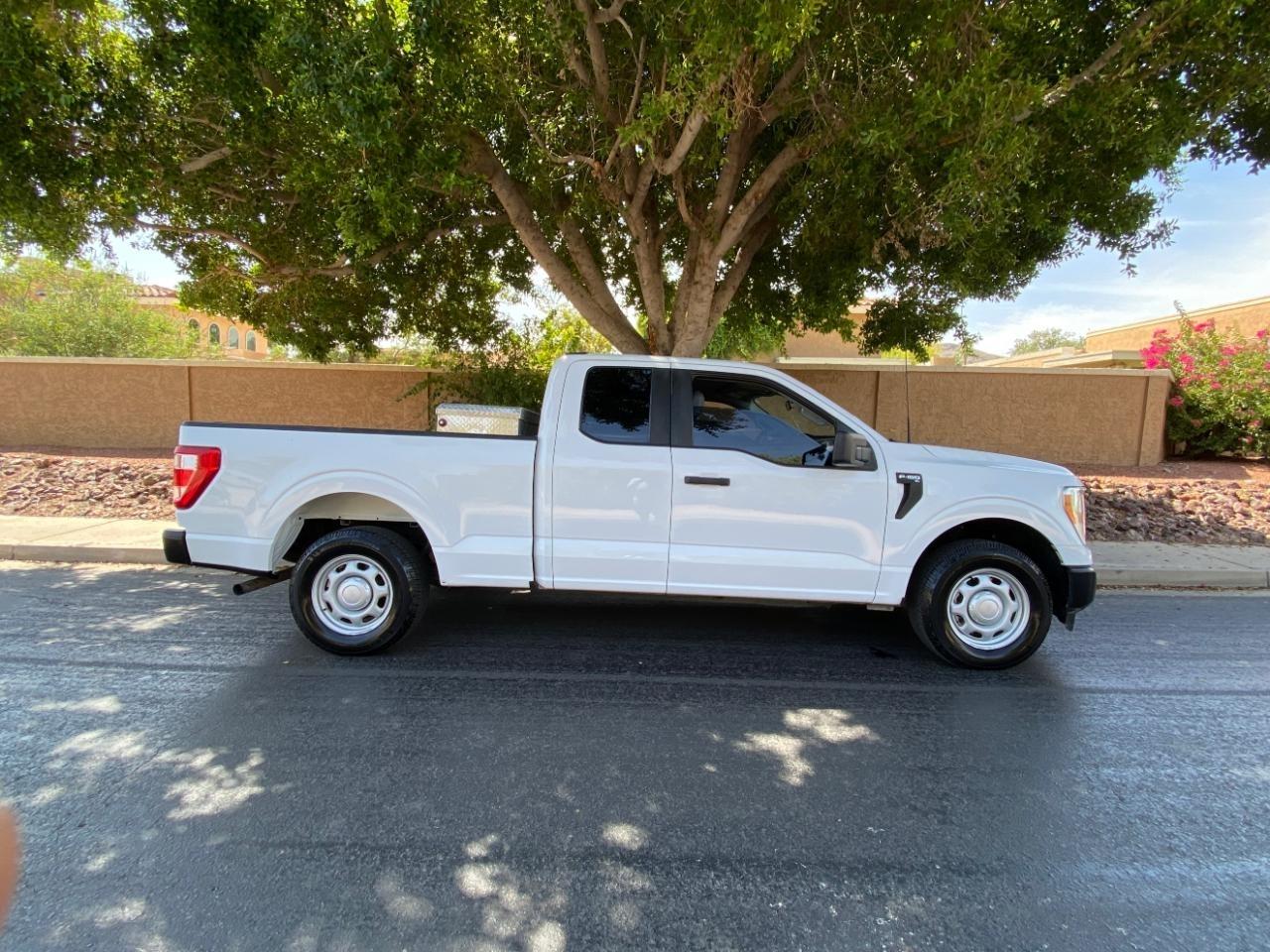 Ford F-150 XL SuperCab 8-ft. 2WD 2022