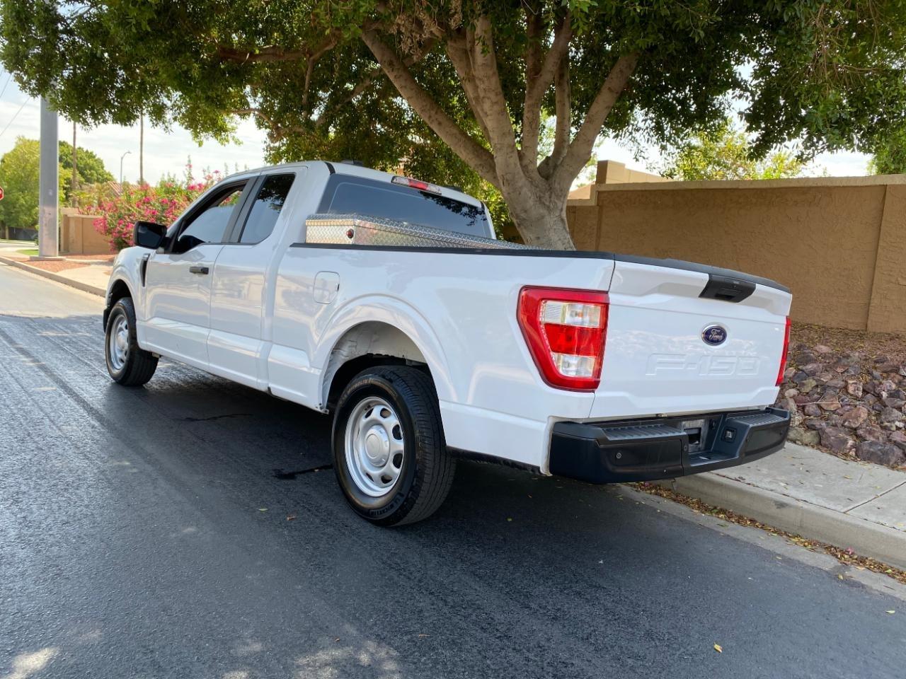 Ford F-150 XL SuperCab 8-ft. 2WD 2022