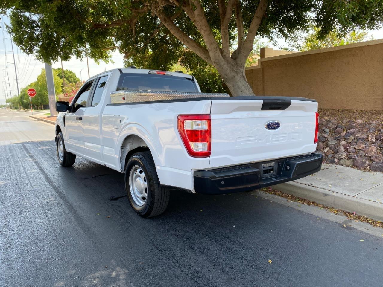 Ford F-150 XL SuperCab 8-ft. 2WD 2022