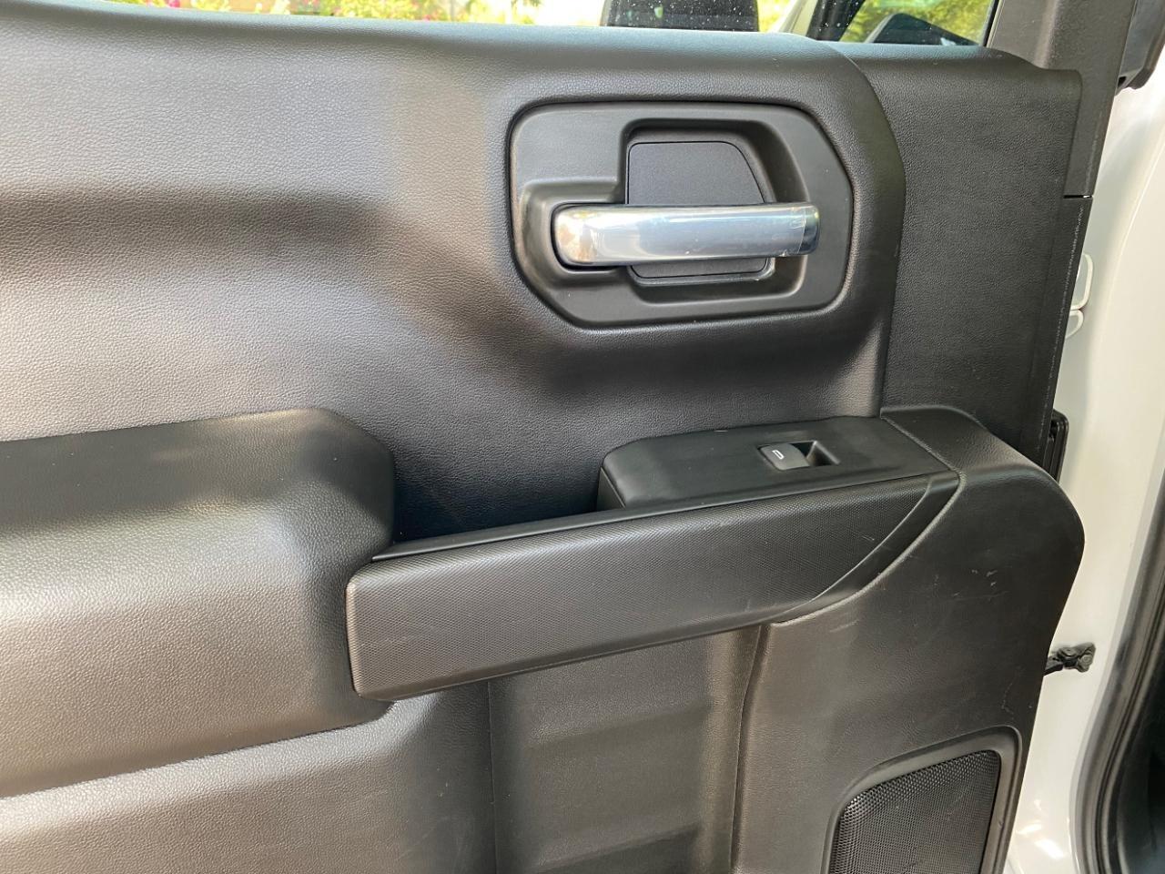 Chevrolet Silverado 1500 RST Crew Cab 2WD 2024
