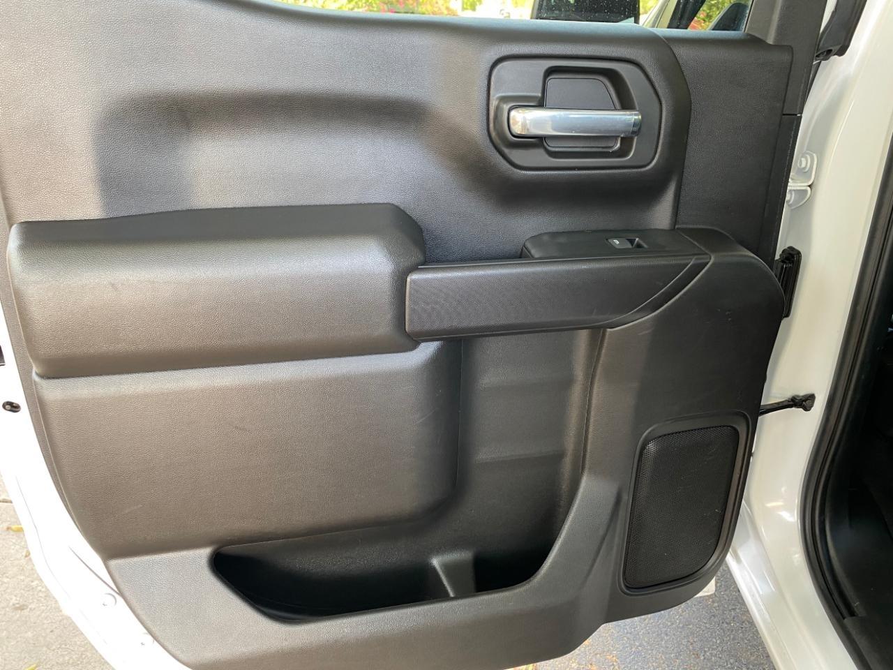 Chevrolet Silverado 1500 RST Crew Cab 2WD 2024