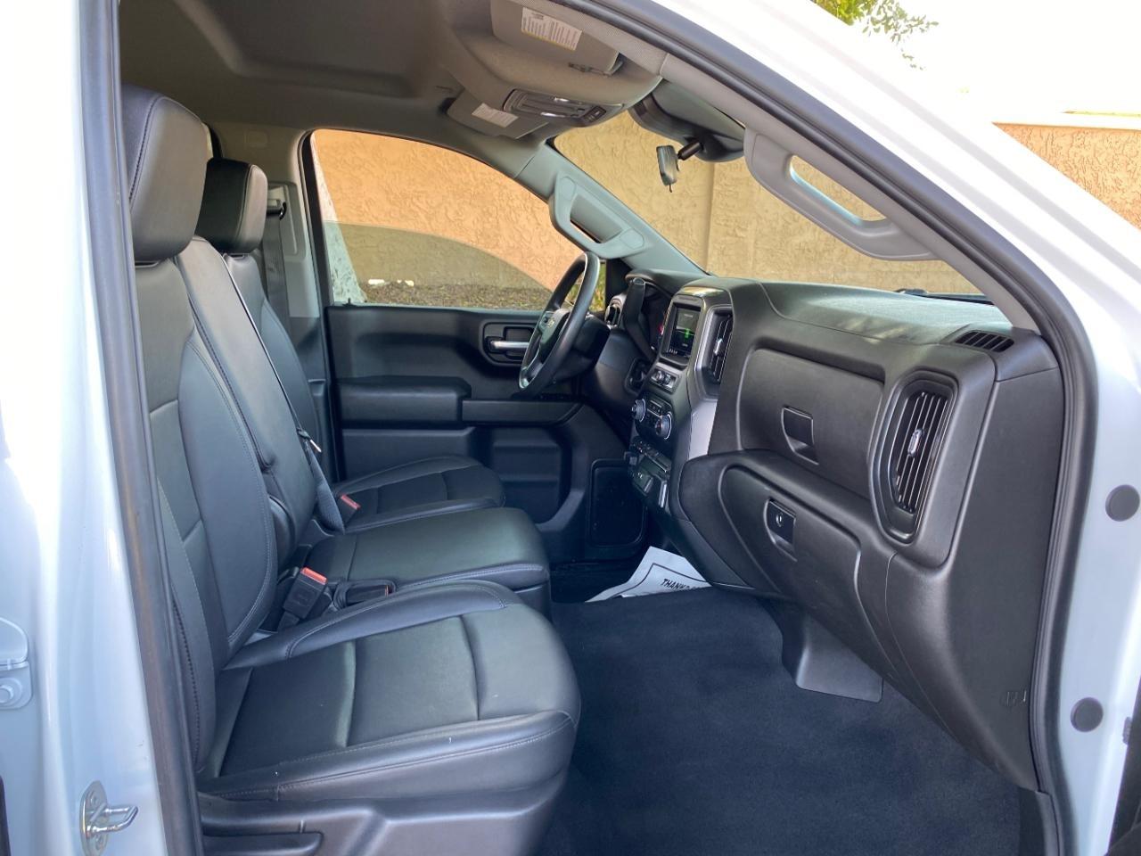 Chevrolet Silverado 1500 RST Crew Cab 2WD 2024