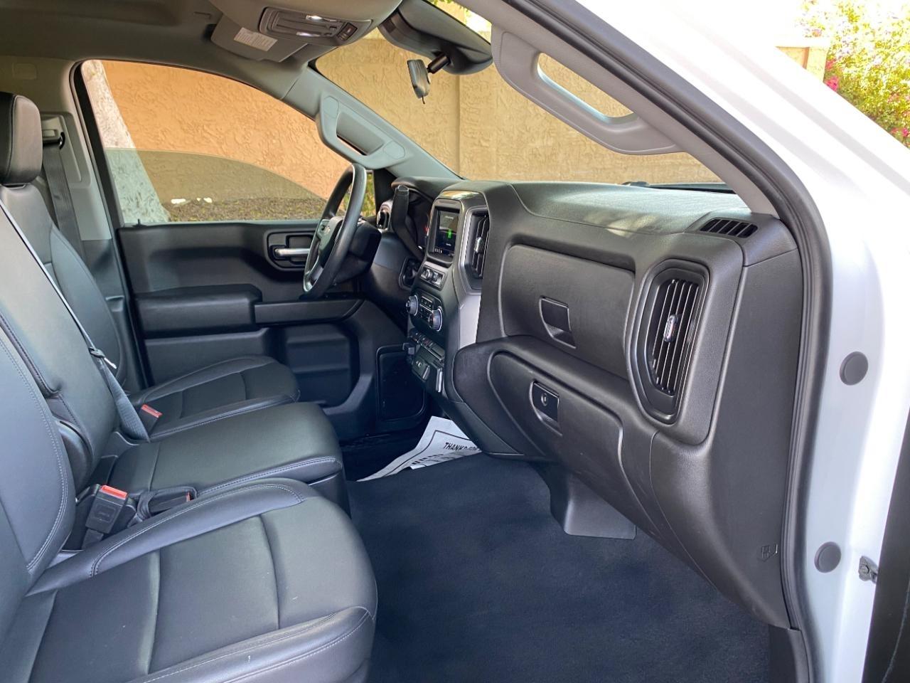 Chevrolet Silverado 1500 RST Crew Cab 2WD 2024