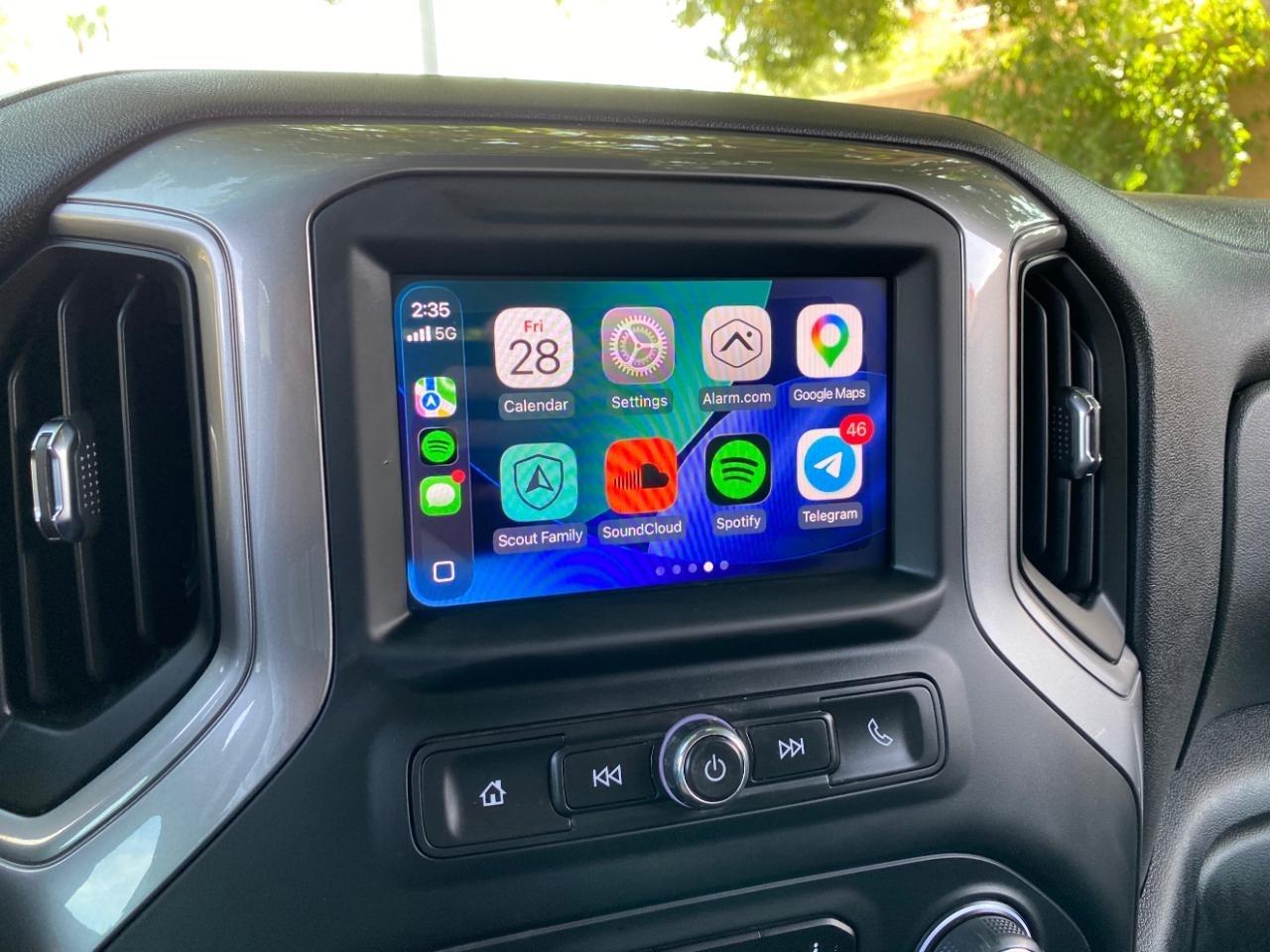 Chevrolet Silverado 1500 RST Crew Cab 2WD 2024