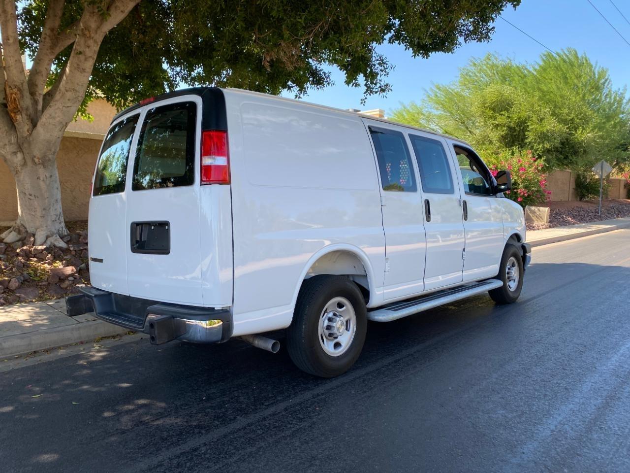 Chevrolet Express 2500 Cargo 2025