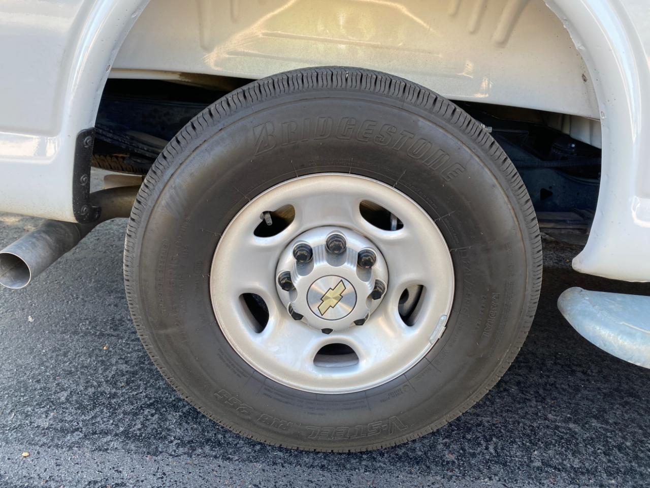 Chevrolet Express 2500 Cargo 2025