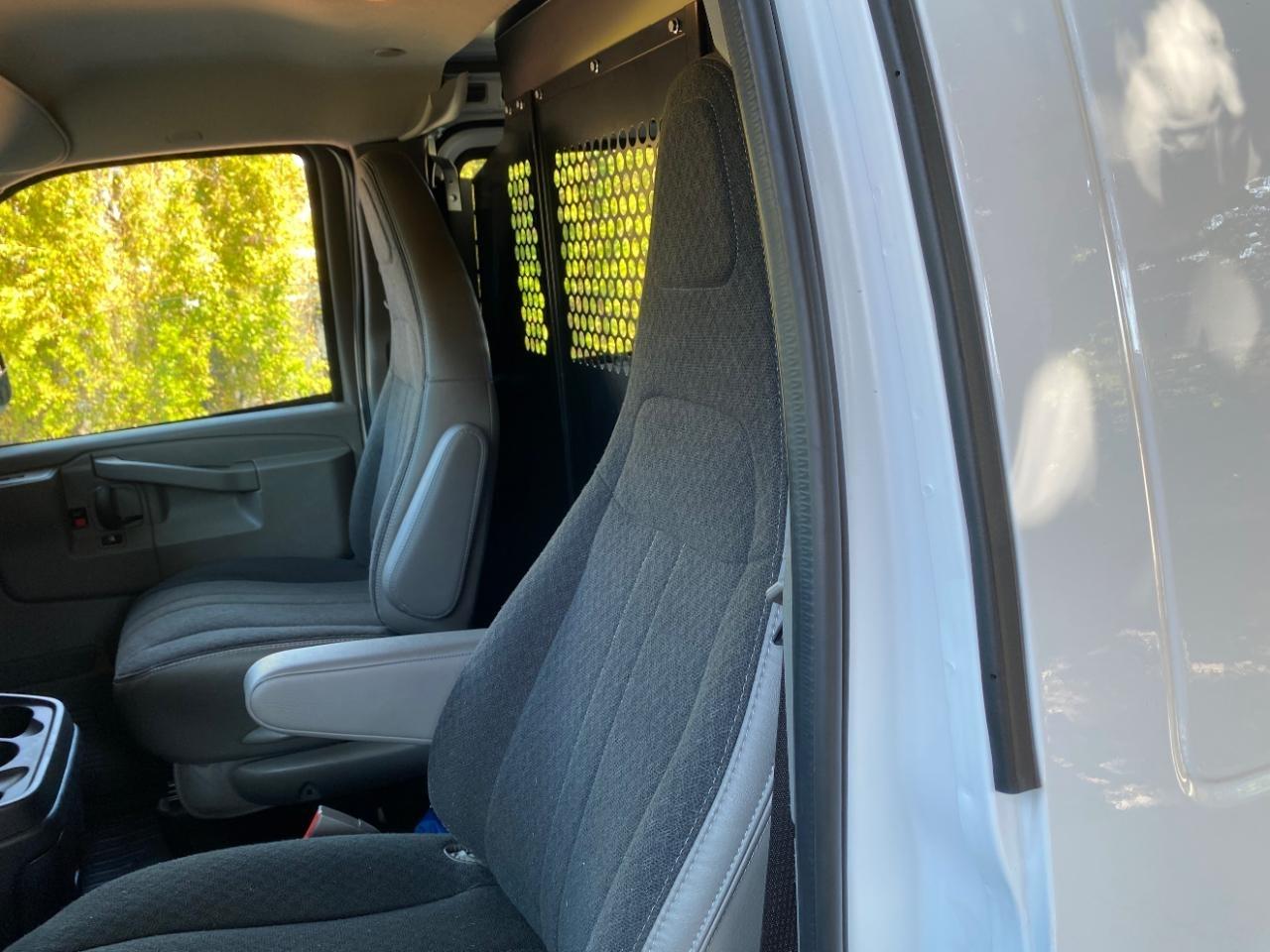 Chevrolet Express 2500 Cargo 2025