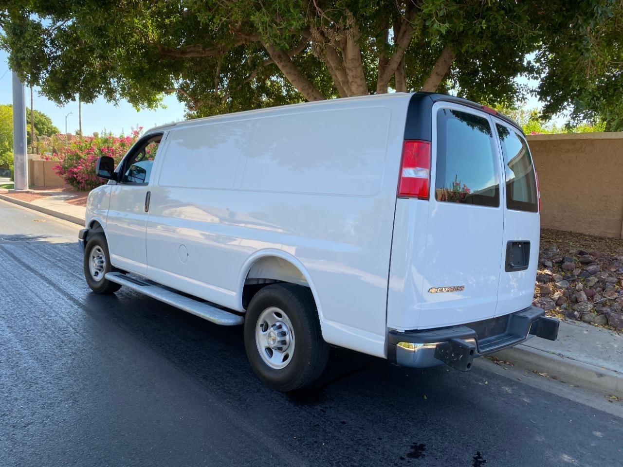 Chevrolet Express 2500 Cargo 2025