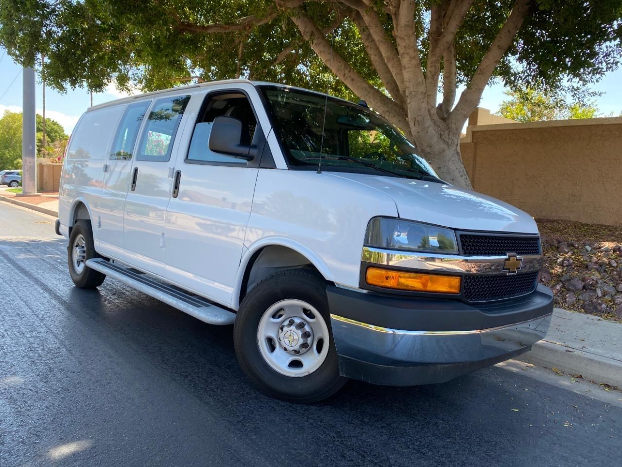 2025 Chevrolet Express 2500 Cargo