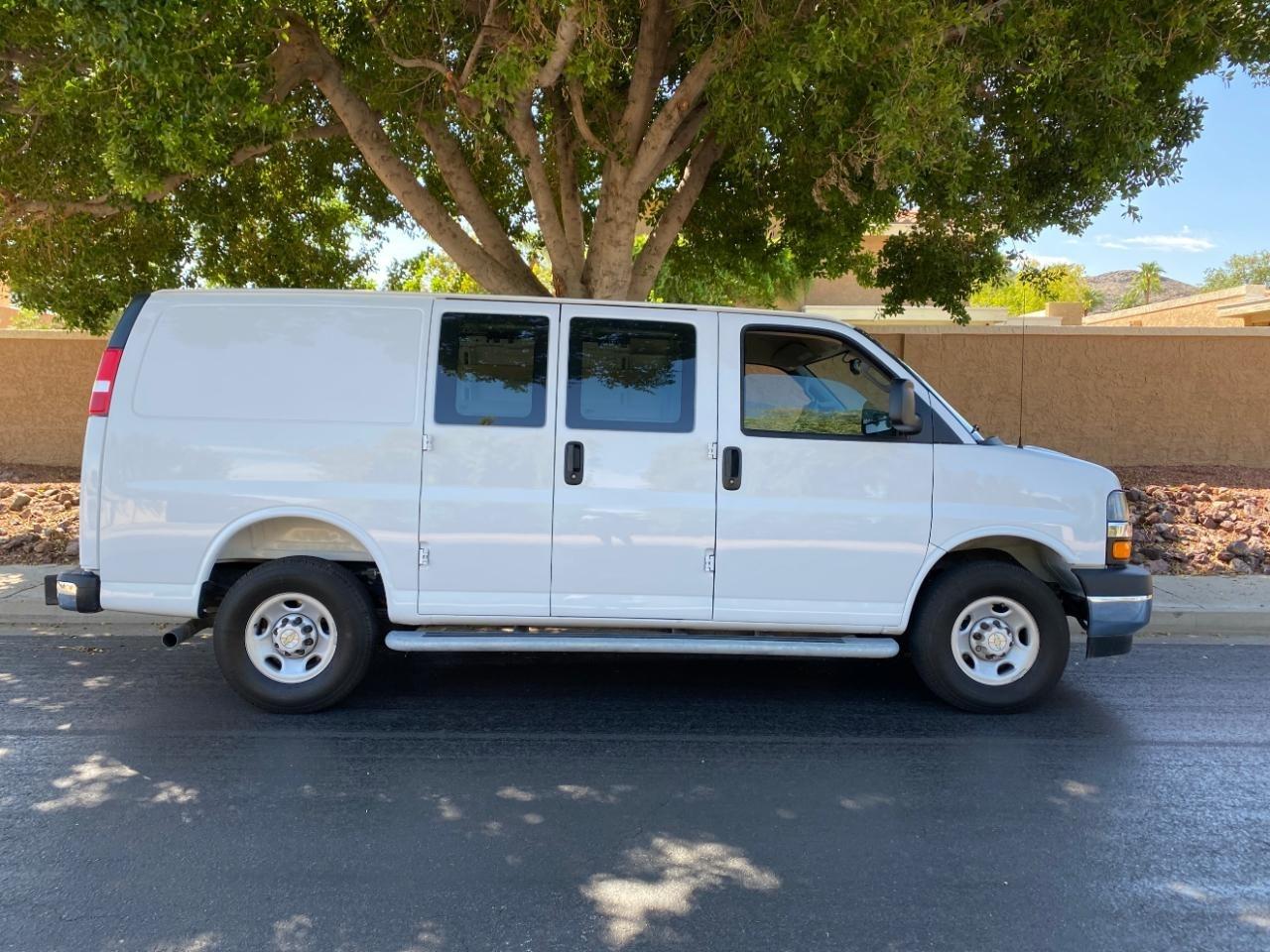 Chevrolet Express 2500 Cargo 2025
