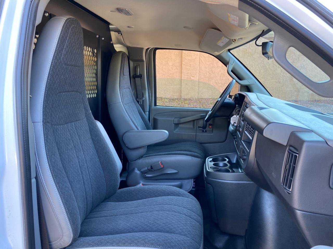 Chevrolet Express 2500 Cargo 2025
