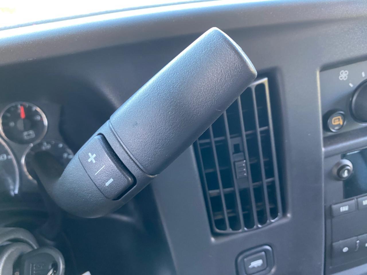 Chevrolet Express 2500 Cargo 2025